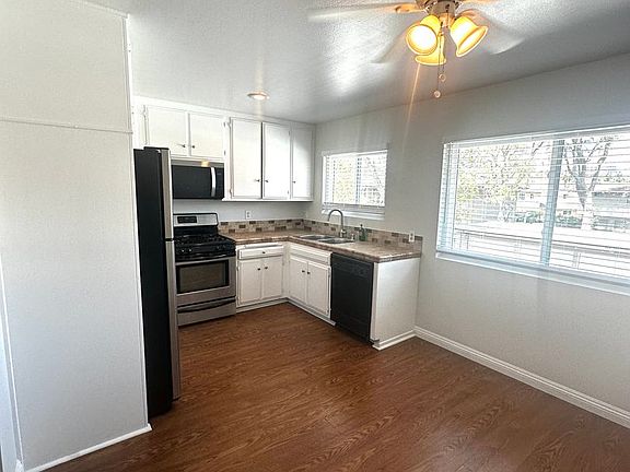 3rd image of 660 S Glassell St