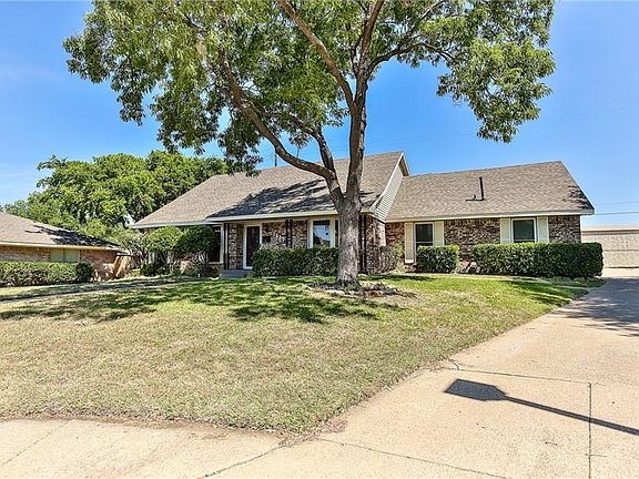 2nd image of 1437 Northridge Dr