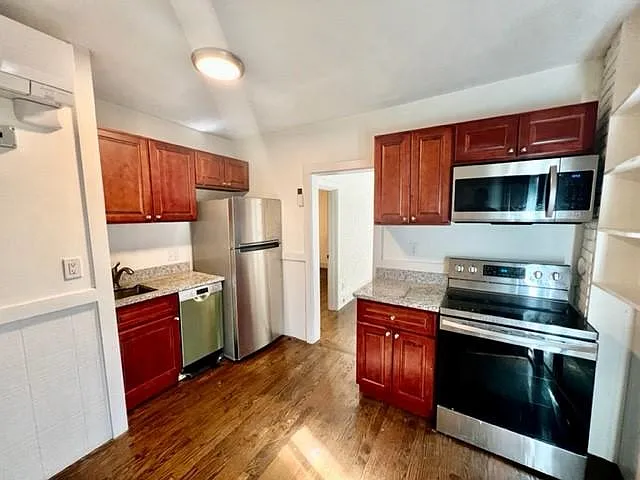 4 Garden Court St #1C — Photo 1