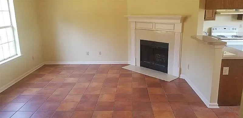 3 bed, 1500 sqft, $1,750 — Photo 3