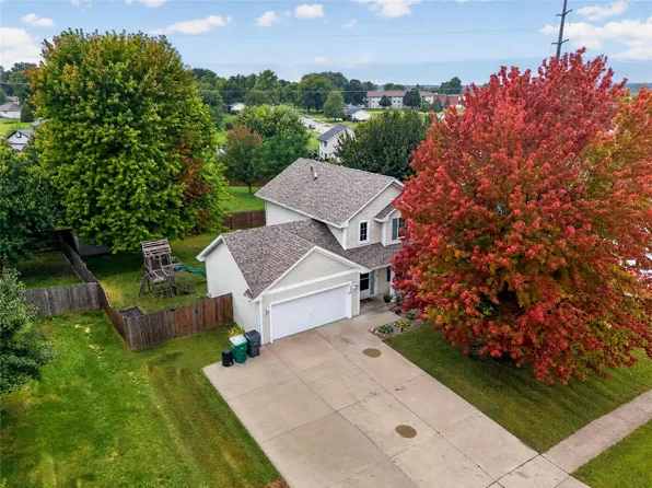 526 NE 56th St, Pleasant Hill, IA 50327
