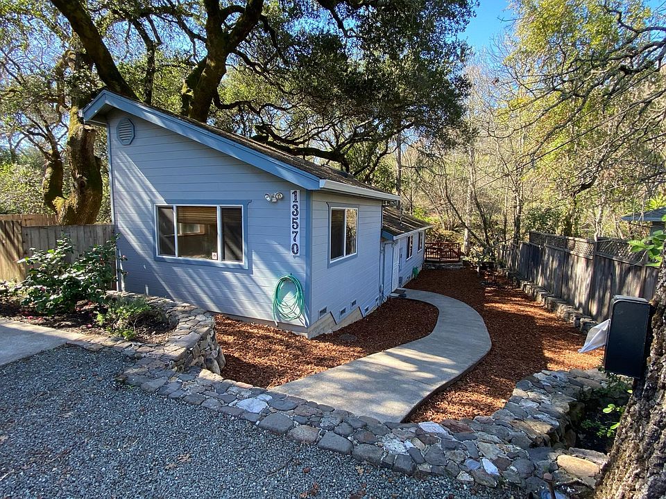 1st image of 13570 Arnold Dr