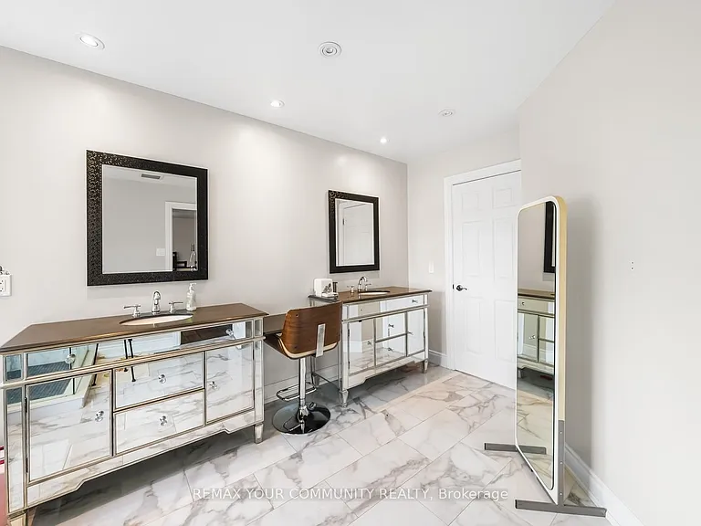 31 Marinucci Ct — Photo 25