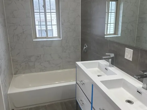 (undisclosed Address), Queens Village, NY 11429