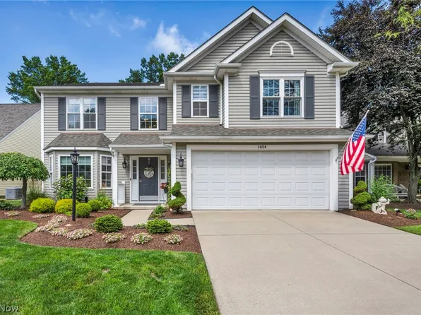 1454 Hollow Wood Ln, Avon, OH 44011