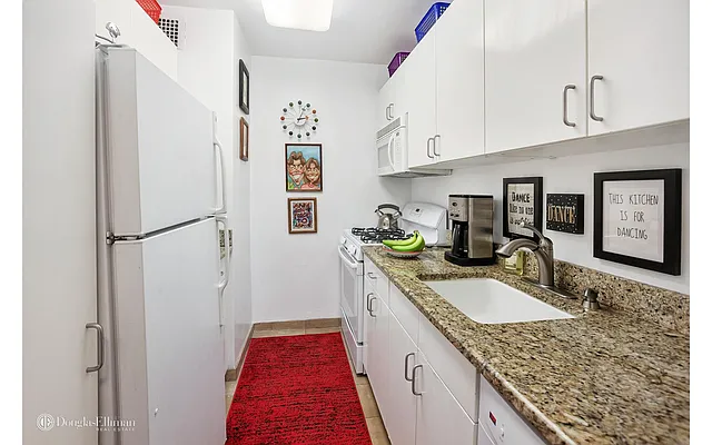 Sold by Douglas Elliman | media 4