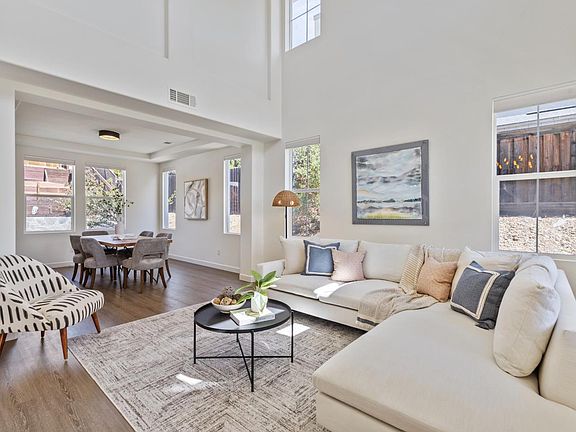 3rd image of 6844 Sunriver Lane