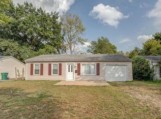 736 Saint Martin Dr, Cahokia, IL