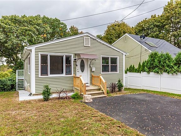 3rd image of 25 Stillwater Ave