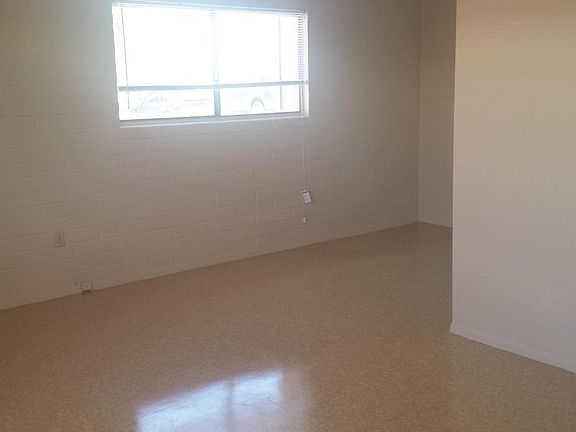 4th image of 1091 N 8th Pl