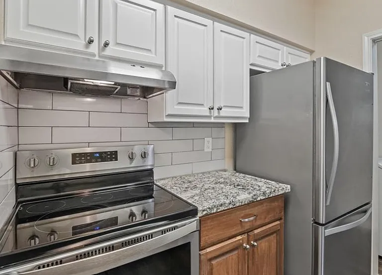2400 N Braeswood Blvd #111 — Photo 19