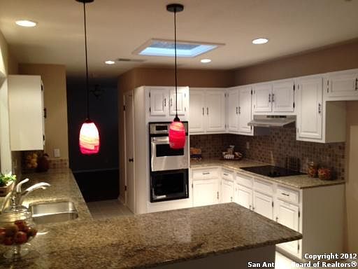 3rd image of 5911 ARCHWOOD DR