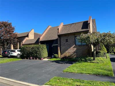 88 Southgate Circle #88, Massapequa Park, NY, 11762