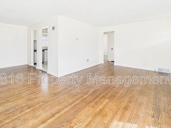 3rd image of 1400 E 81st St