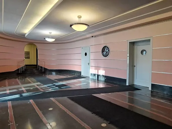 91 Payson Avenue image 6 of 8