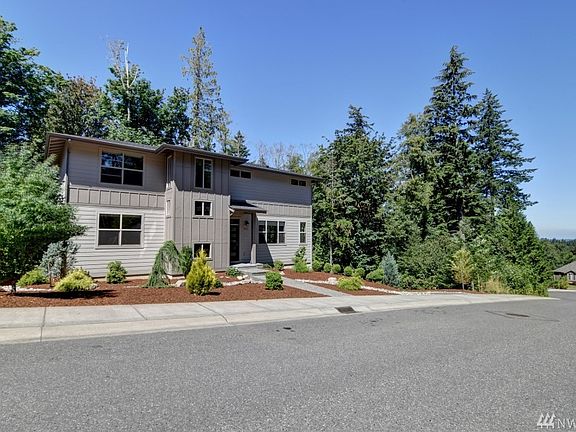 2nd image of 1211 Creekwood Ln