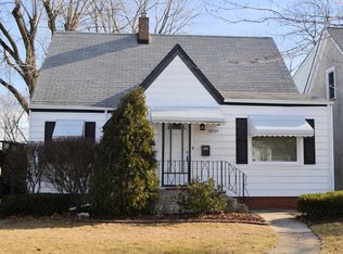 18225 Walter St, Lansing, IL 60438