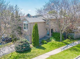 1308 Valerie Cres, Oakville, ON L6J 7E2