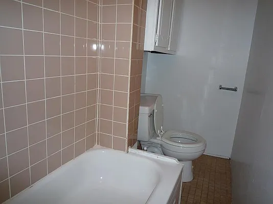 Rented by Raz Realty | media 13