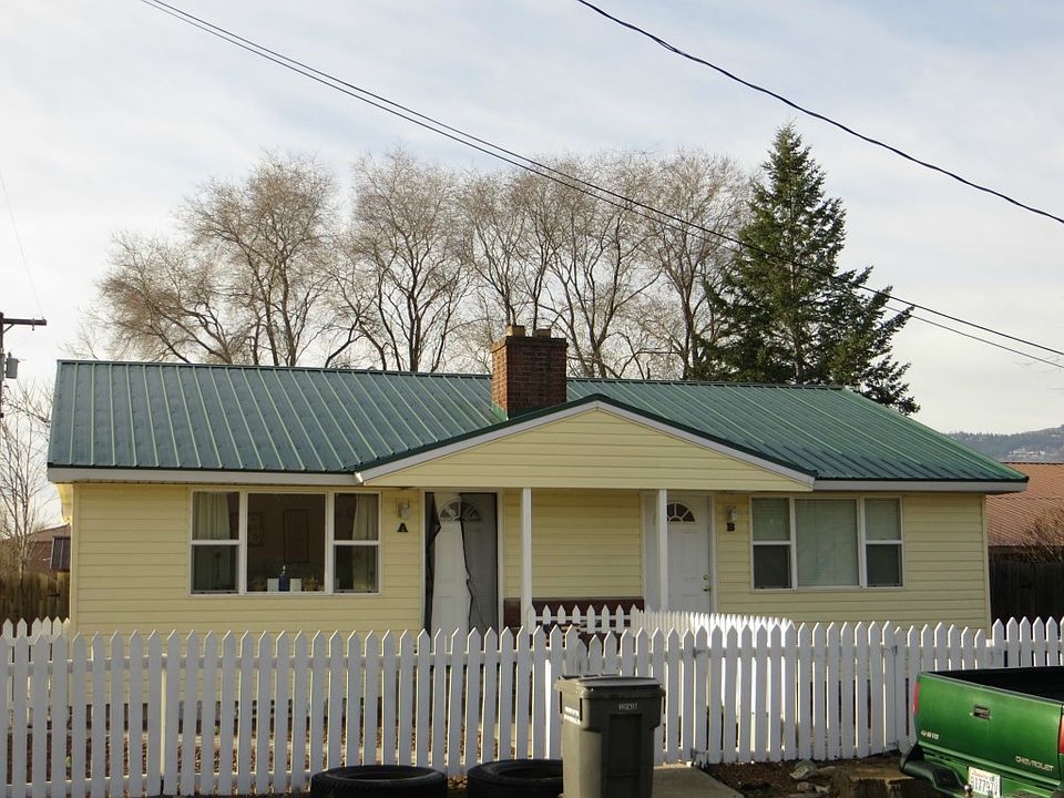 2nd image of 812 10th Ave