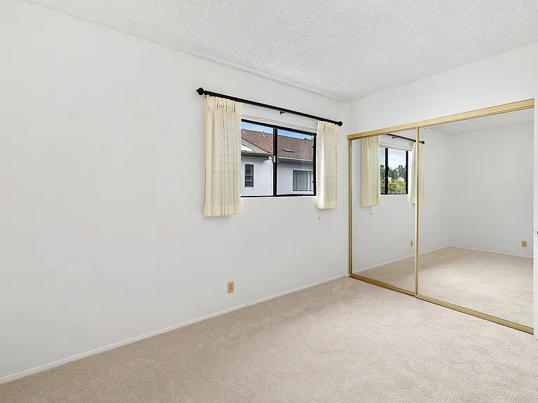 8746 Villa La Jolla Dr #53 — Photo 20