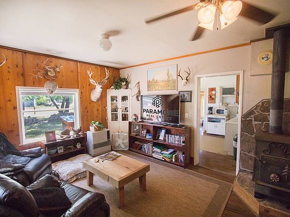 4th image of 49438 Market Ln