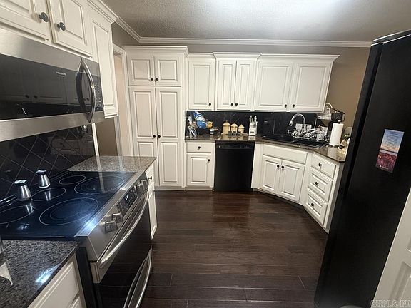 4th image of 707 Indian Bay Dr