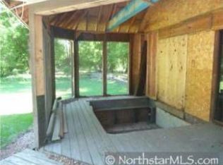 1593 Hammond Rd, White Bear Township, MN 55110
