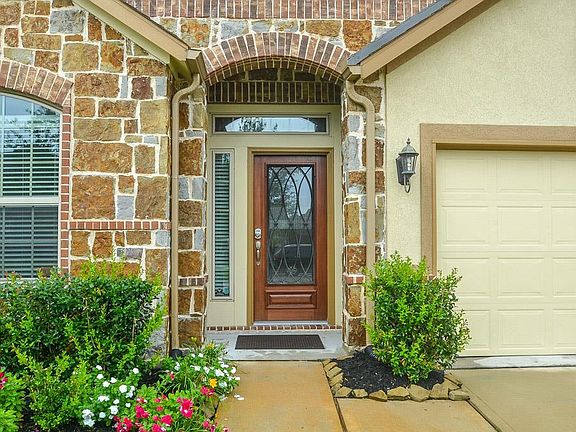 3rd image of 5323 Lotus Canyon Ct