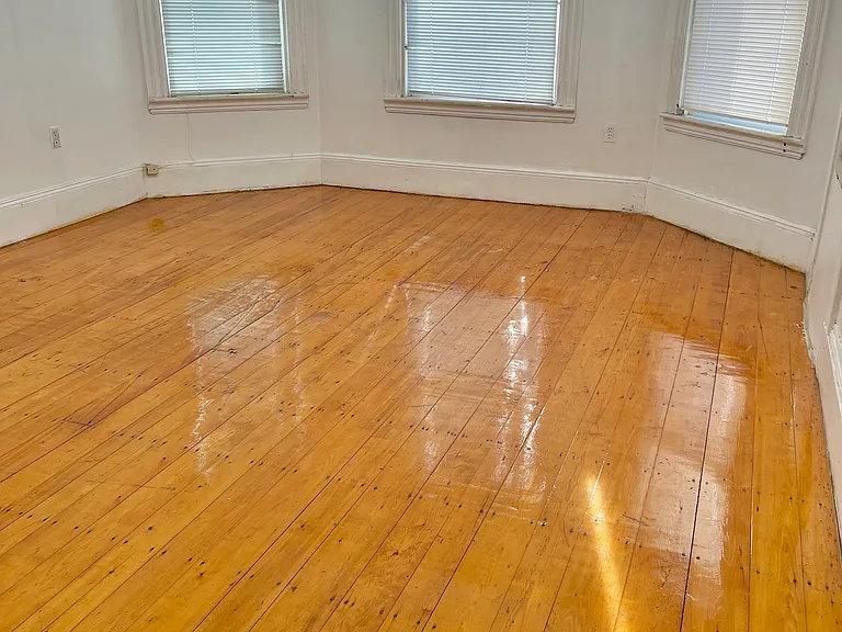 52 Calumet St #2 — Photo 2