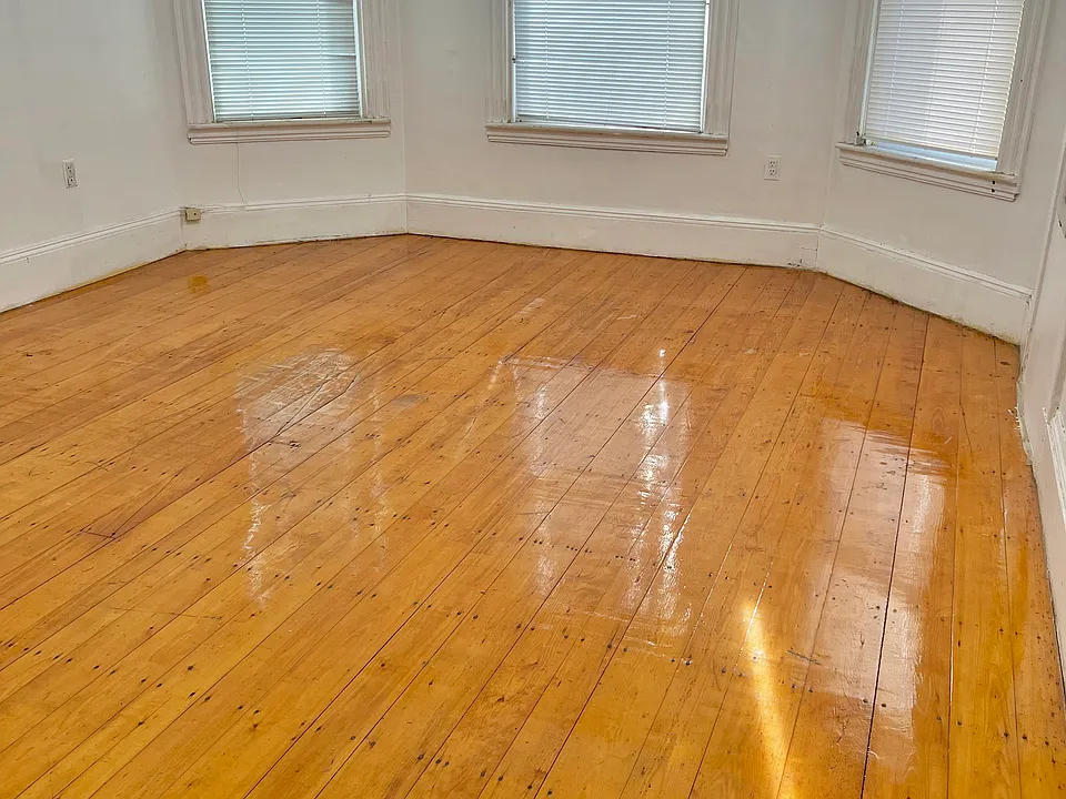 52 Calumet St #2