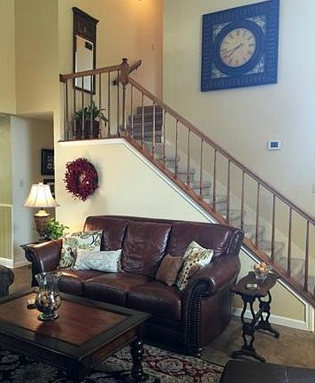 5th image of 2125 Stoneridge Dr