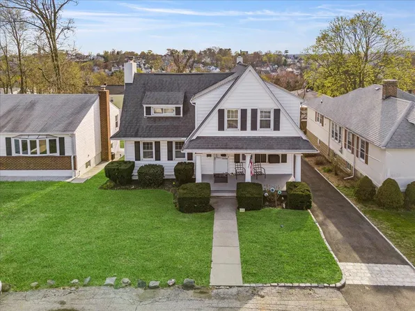 353 Bellevue Avenue, Yonkers, NY 10703