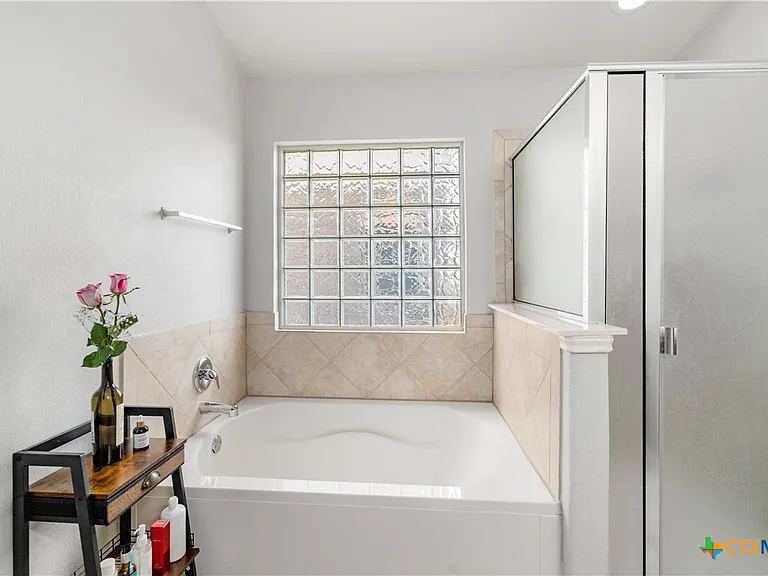 5634 Stonehaven Dr — Photo 24