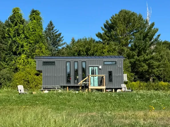 83 Peavey Town Road, Montville, ME 04941