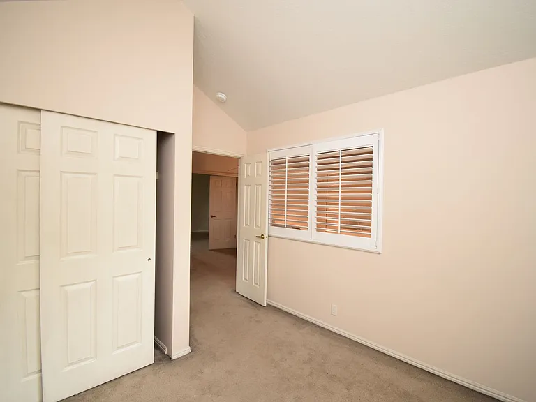 2122 E Rainbow Point Dr — Photo 17