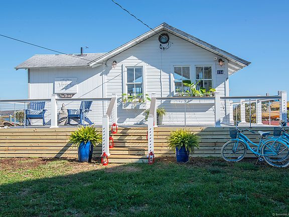 2nd image of 114 Jupiter Point Rd