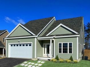 20-20B Crownshield, Uxbridge, MA 01569