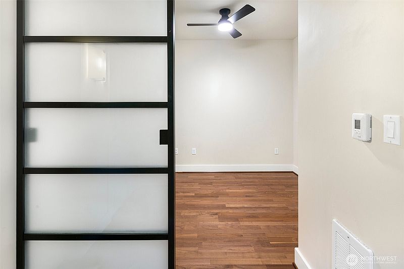 4th image of 699 John Street #416