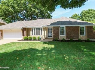 812 W 122nd St, Kansas City, MO 64145