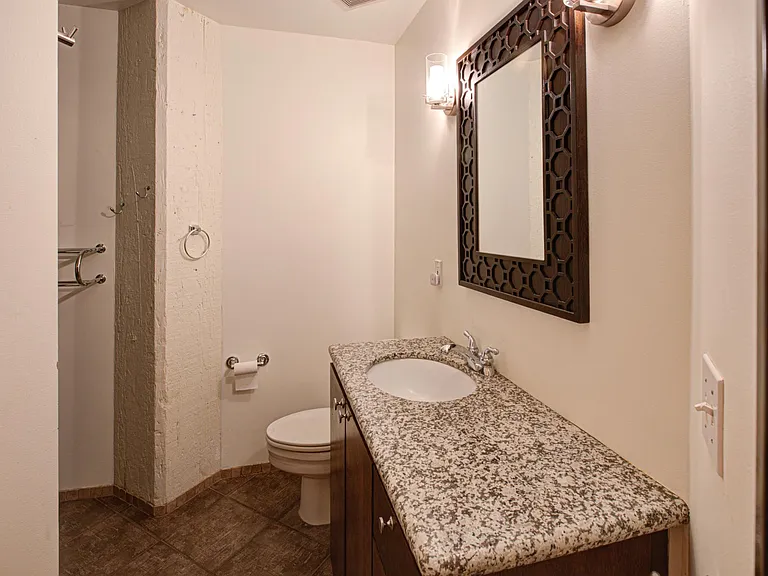 1420 NW Lovejoy St #332 — Photo 12
