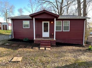 2103 Hillwood Dr, Centerville, TN 37033