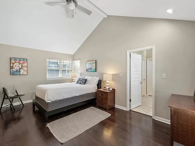 606 Fletcher St — Photo 34