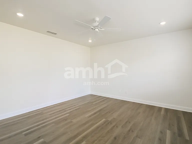 3336 Emzy Dr — Photo 6