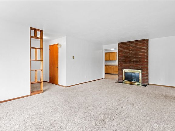 2nd image of 2029 Governor Stevens Avenue SE