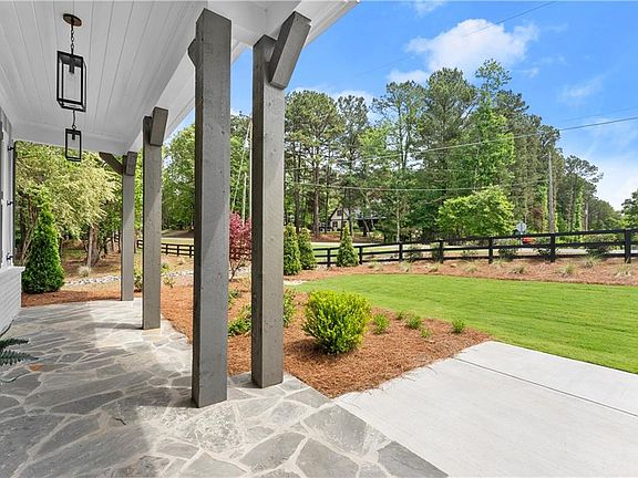 3rd image of 6375 Little Mill Rd