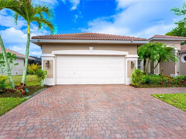 6918 SE Sleepy Hollow Ln, Stuart, FL 34997