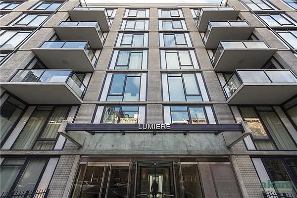 Sold by Akam Sales and Brokerage | media 6