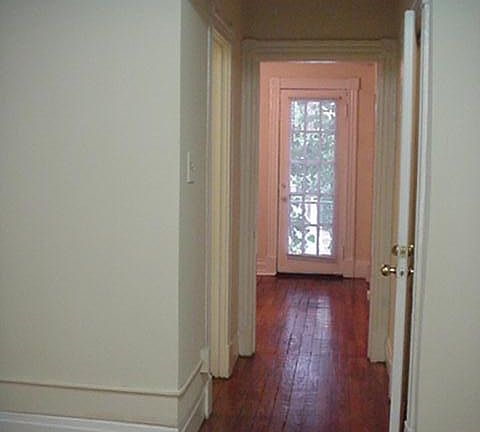 5th image of 9 S Crenshaw Ave APT C