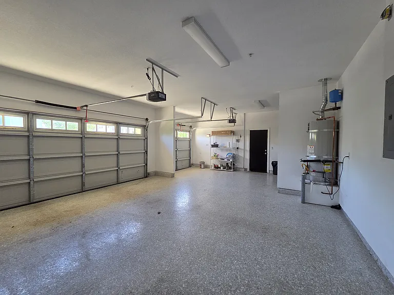 953 Kennedy Dr — Photo 34